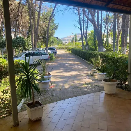 Pikihostseaside Qerret (Kavaje)