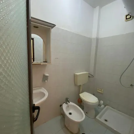 Pikihostseaside Vandrerhjem Qerret